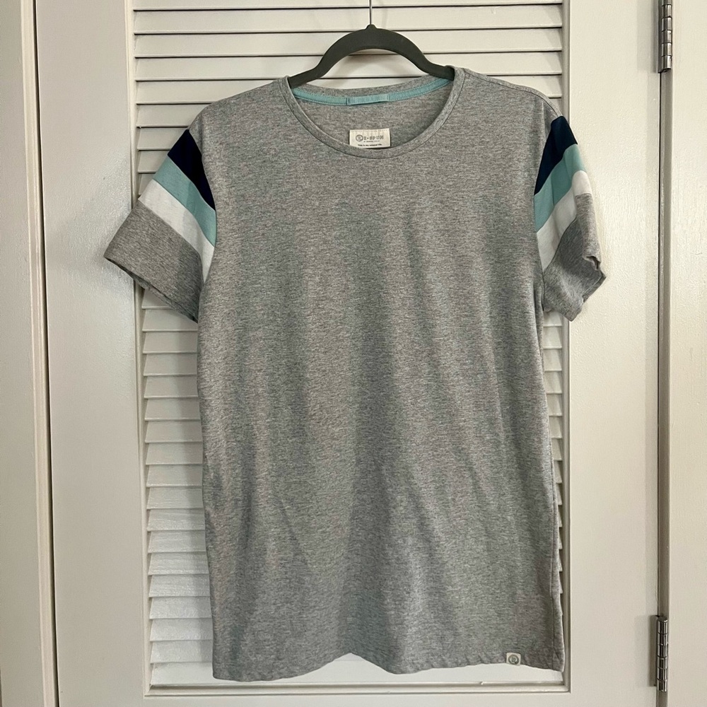 Marine Layer Gray Short Sleeve Tee with Blue Accents